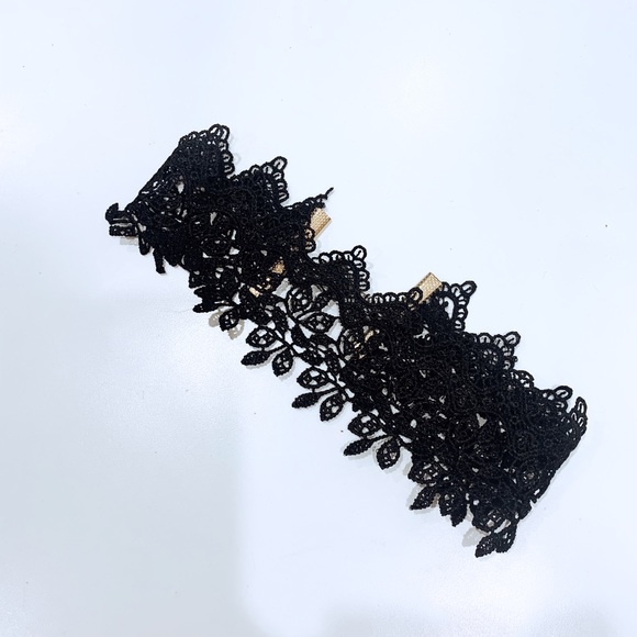 Lace chokers - Picture 2 of 2